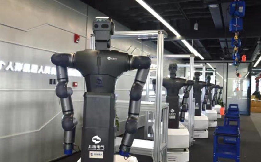 Çində insanabənzər robotların təlimi üçün baza yaradılıb