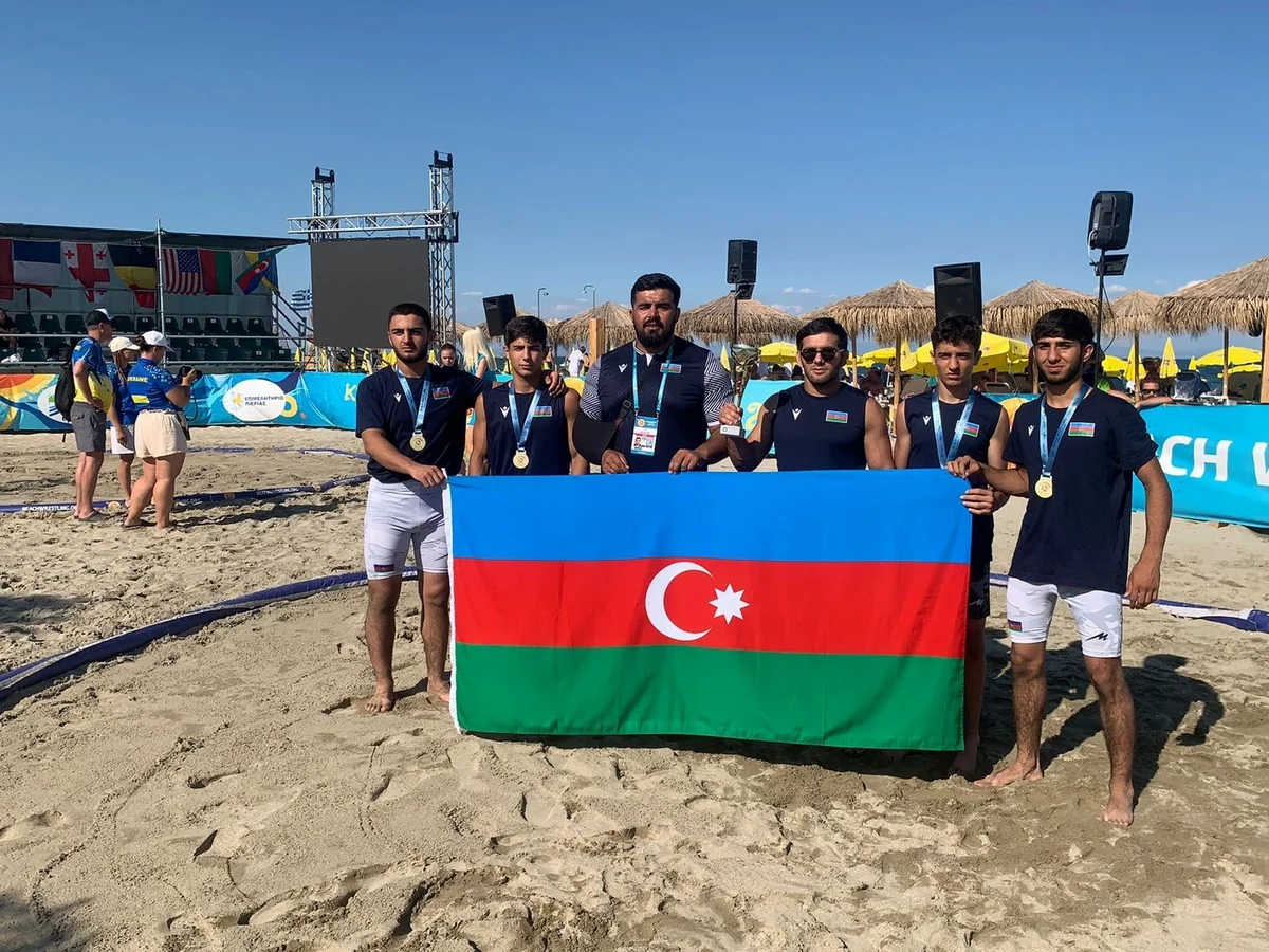 Сборная Азербайджана по пляжной борьбе стала чемпионом Европы