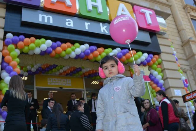 “Rahat” marketlər şəbəkəsinin “XALQ GÜNÜ” yarmarkası ənənəyə çevrilir - FOTO