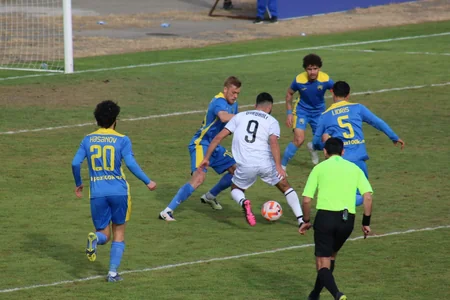 Premyer Liqa: Qarabağ Kəpəzlə heç-heçə edib