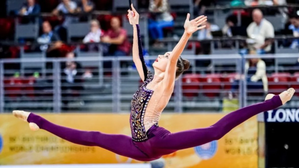 Ukraynalı gimnast: Milli Gimnastika Arenasında başqa dünyaya düşürsən