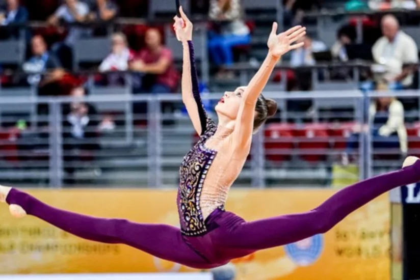 Ukraynalı gimnast: Milli Gimnastika Arenasında başqa dünyaya düşürsən