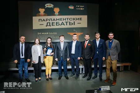 Азербайджанские и российские студенты приняли участие в парламентских дебатах