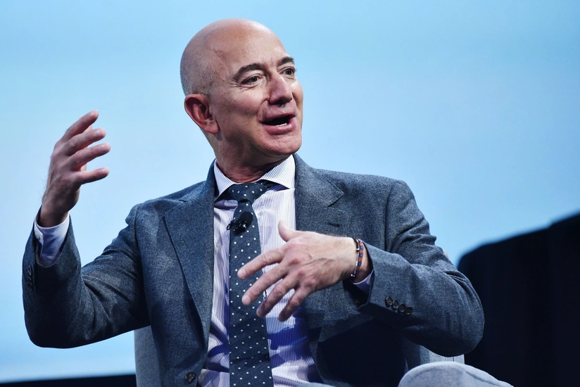 “Amazon”un rəhbəri 2,5 milyard dollarlıq şirkət səhmi satıb
