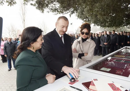 Prezident İlham Əliyev Novruz bayramı münasibətilə ümumxalq şənliyində iştirak edib - YENİLƏNİB