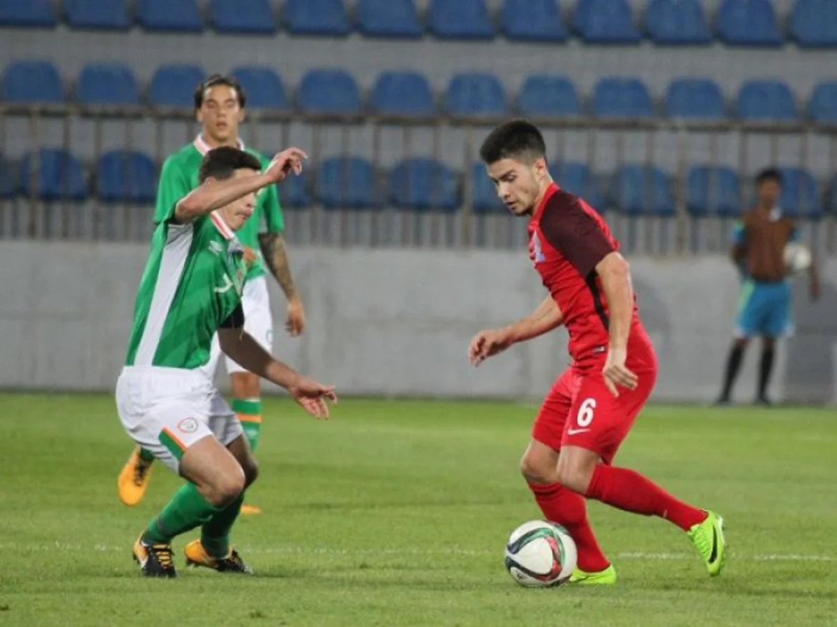 Millimizin sabiq futbolçusu Moskvada döyüldü