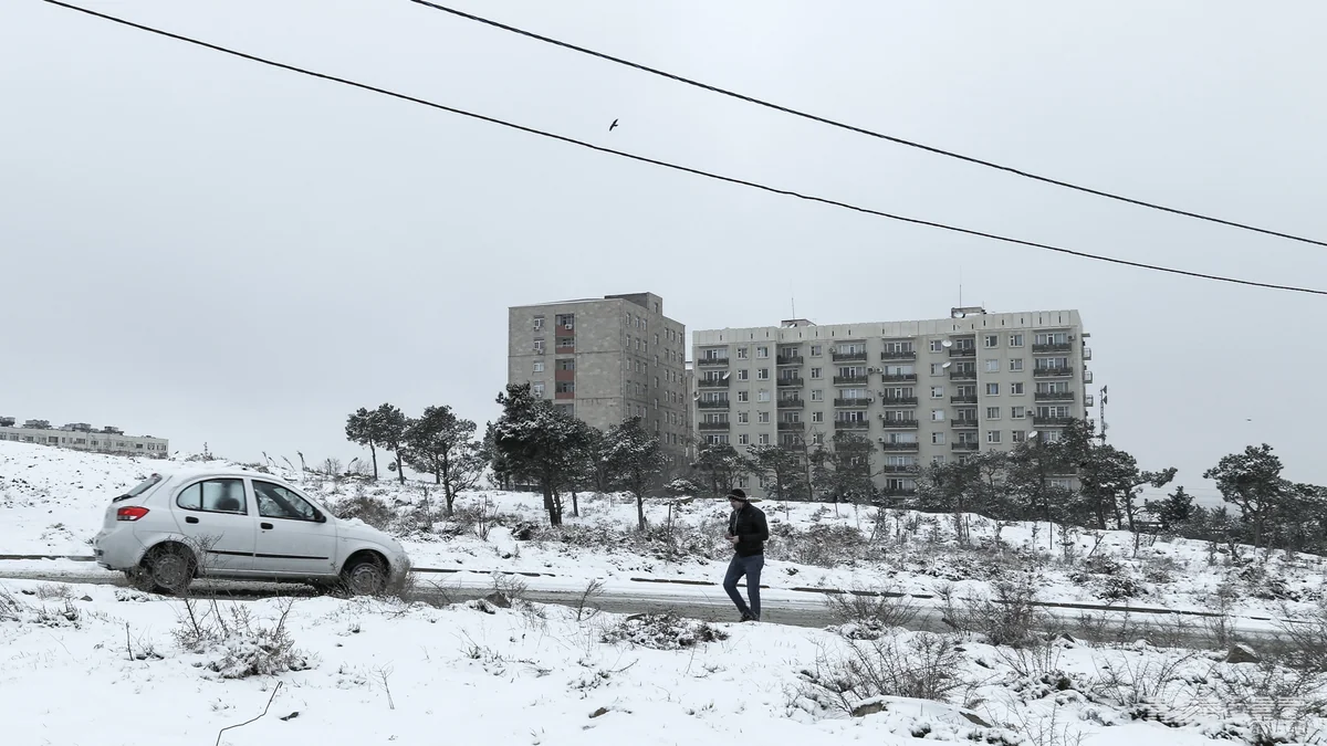 Qarlı hava şəraiti ilə bağlı DYP sürücülərə təkrar müraciət edib