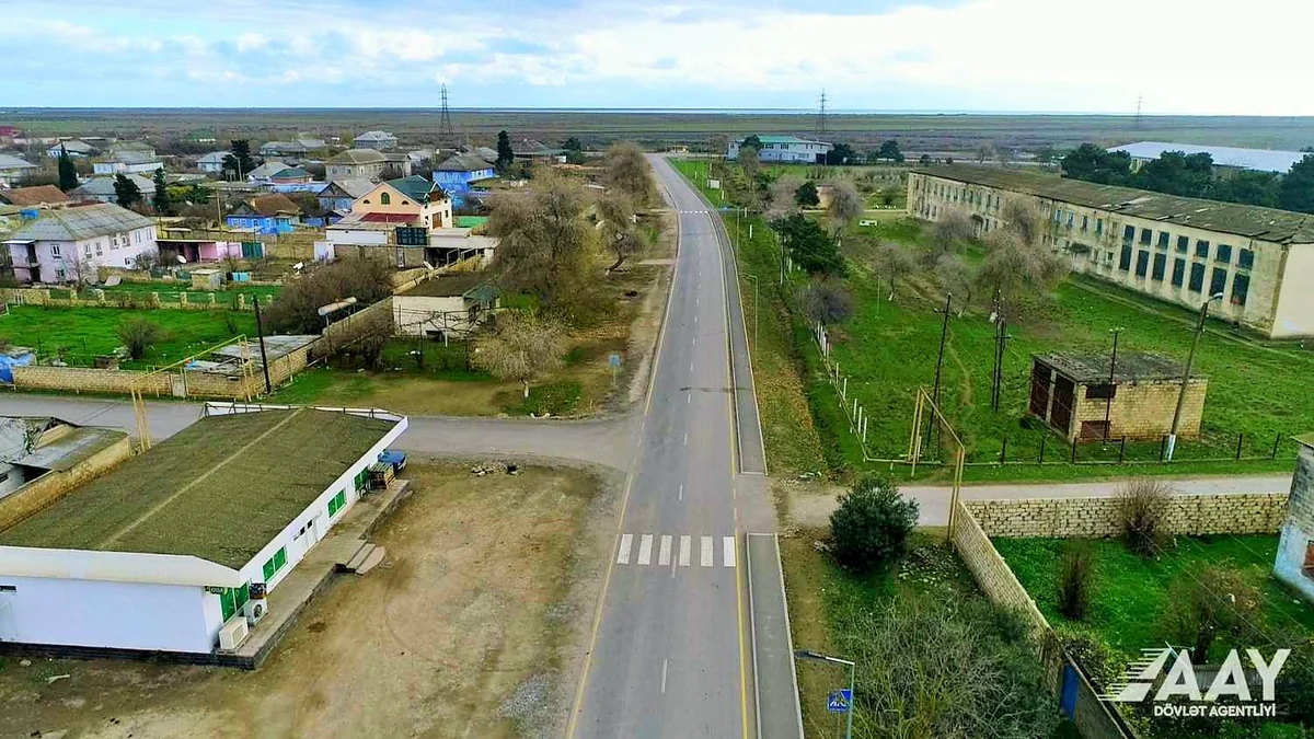 Neftçalada 4 yaşayış məntəqəsini əlaqələndirən yollar yenidən qurulub