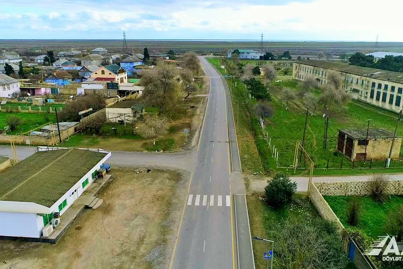 Neftçalada 4 yaşayış məntəqəsini əlaqələndirən yollar yenidən qurulub