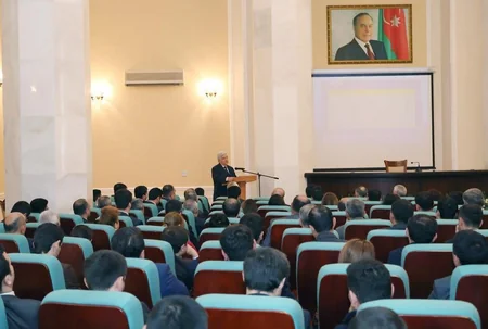İqtisadiyyat Nazirliyində ümummilli liderin anadan olmasının 96-cı ildönümünə həsr olunmuş tədbir keçirilib