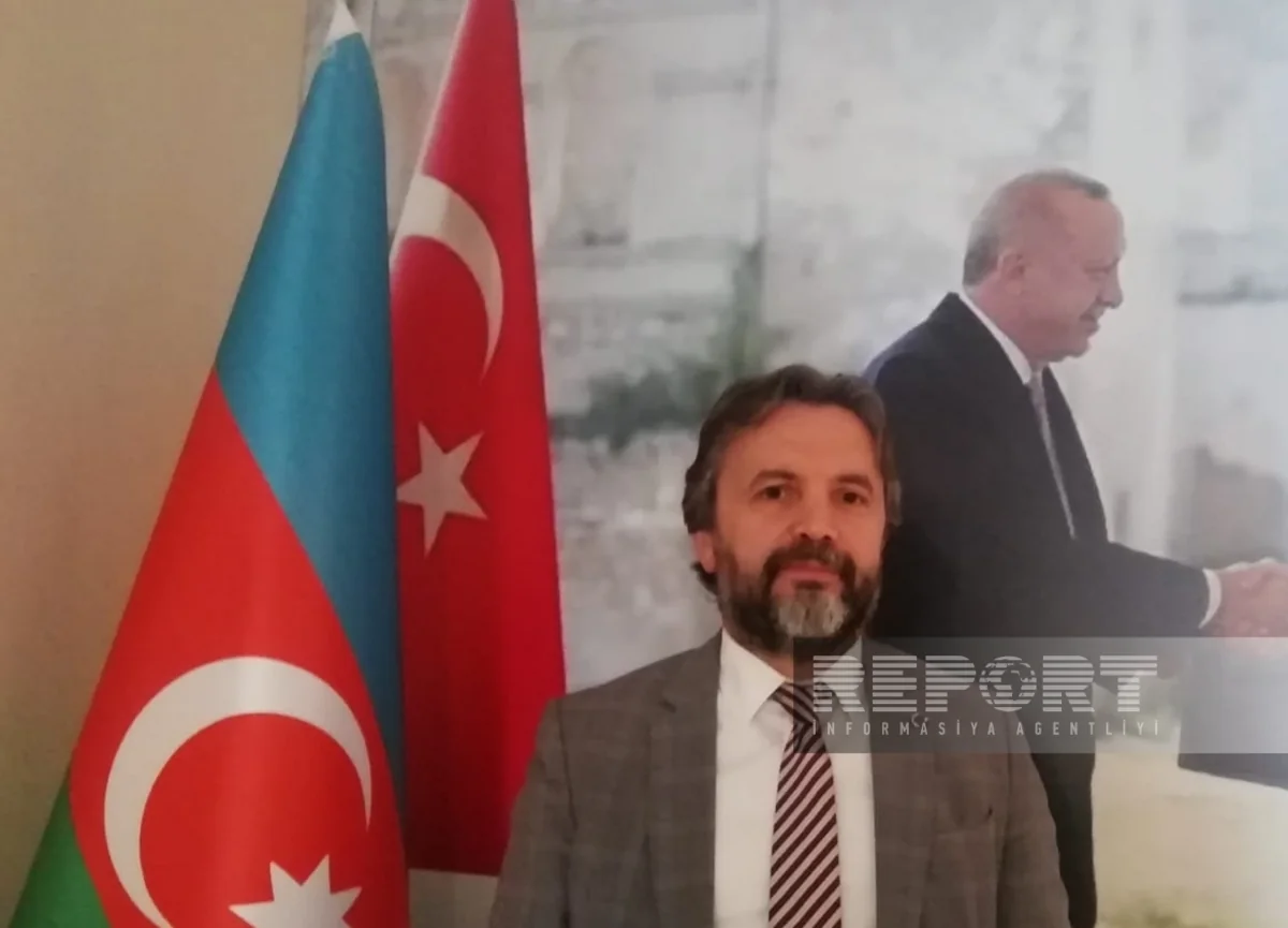 Türkiyəli professor: “Qərbi azərbaycanlıların ata-baba torpaqlarına qayıtmaları qanuni haqlarıdır”