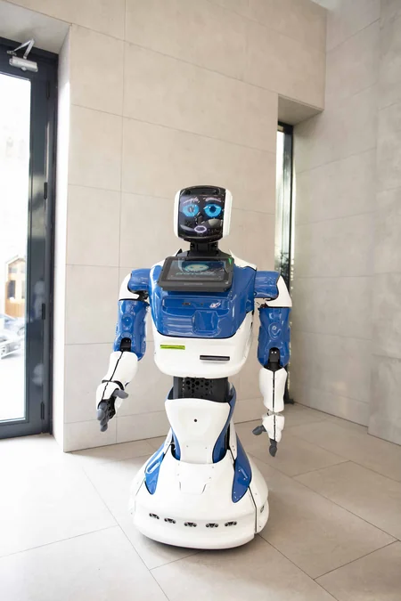 Azərbaycan Beynəlxalq Bankı asan və rahat ünsiyyət üçün yeni robot gətirib
