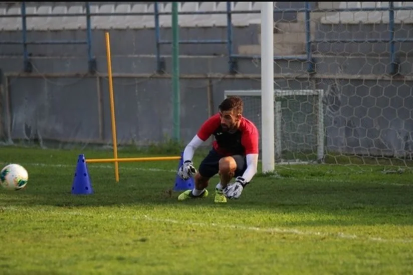 Zirənin qapıçısı: Asmir Beqoviçin işi elə də çətin deyil