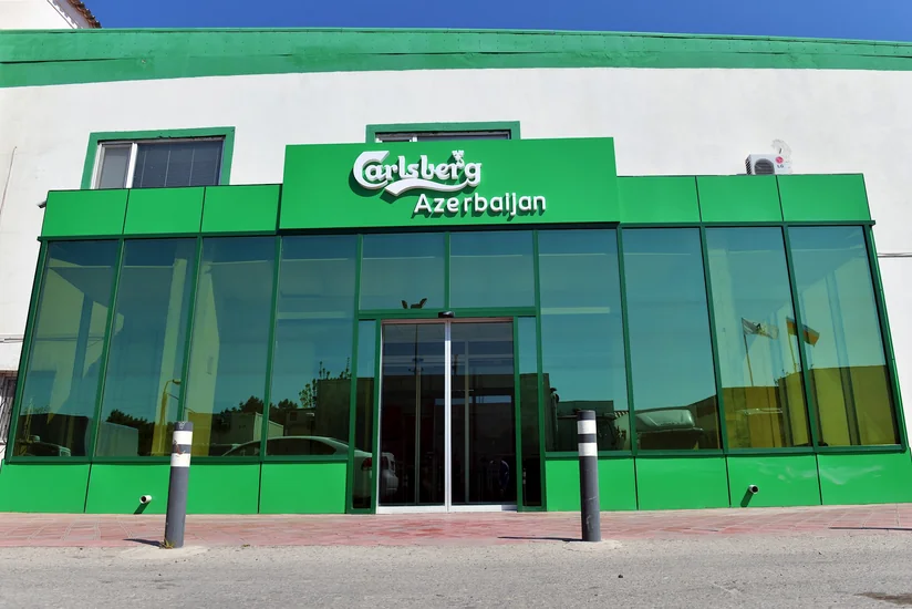 Таможенный комитет оштрафовал пивзавод Carlsberg Azerbaijan