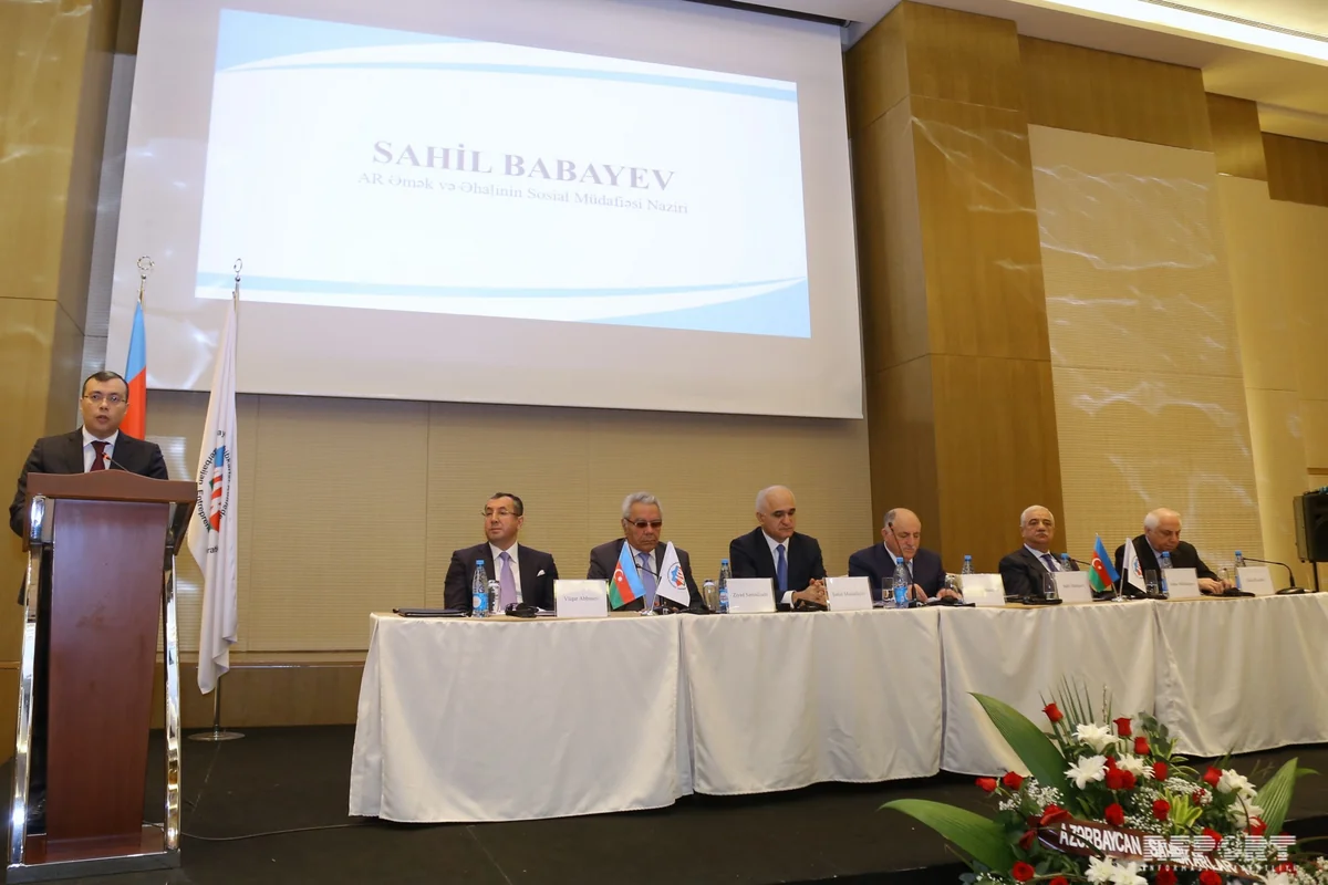Nazir: “Bu il əmək müqaviləsi əsasında işləyən vətəndaşların sayı 100 min nəfərədək artıb”