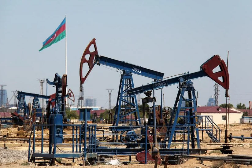 Azerbaijani oil price falls to $112