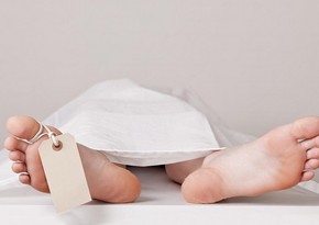 Ağdaşda fəhlə dəzgahın içərisinə düşərək ölüb