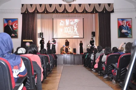 ​ADU-da “Xocalı harayı” adlı tamaşa nümayiş olunub