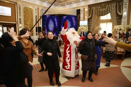Heydər Əliyev Fondunun təşəbbüsü ilə 165 mindən çox aztəminatlı ailəyə bayram sovqatları verilib