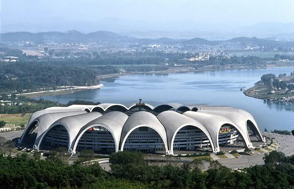 Asiya ölkəsində azarkeşlər futbol matçlarında tribunada olacaq