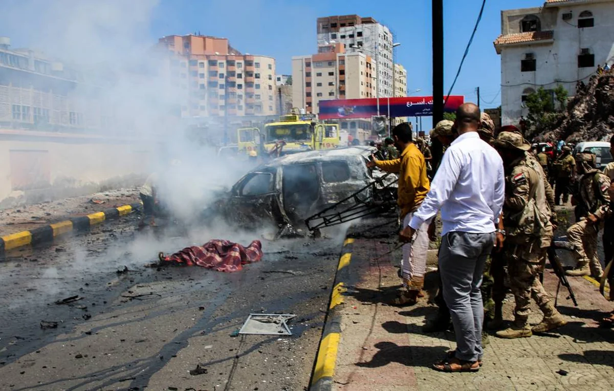 Пять человек погибли при взрыве в Йемене