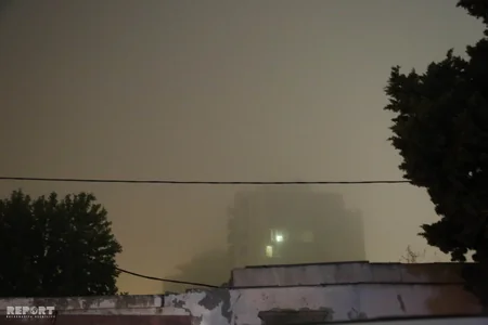 Bakı şəhərinin üzərini su buxarı bürüyüb - FOTO