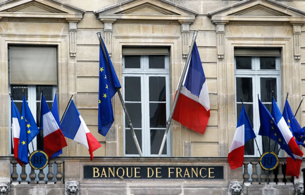 French Central Bank trims 2024 GDP forecasts to 0.8%