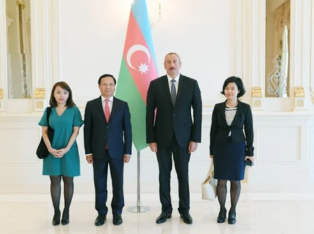 Prezident İlham Əliyev üç ölkənin yeni səfirinin etimadnaməsini qəbul edib - YENİLƏNİB-2