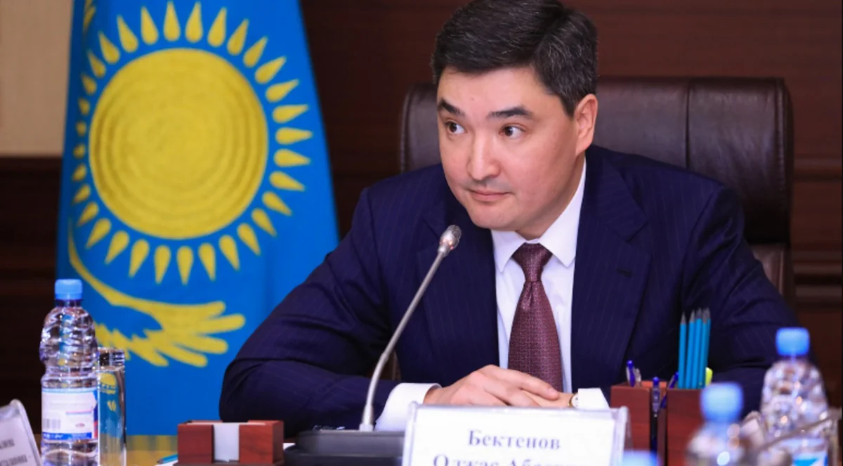 Премьер Казахстана поручил усилить авиационную безопасность в стране