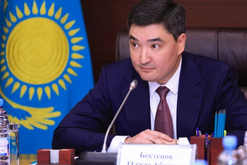 Премьер Казахстана поручил усилить авиационную безопасность в стране