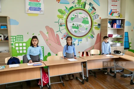 Direktor: “Ağalıda torpağına bağlı, vətənini, xalqını sevən nəslin yetişəcəyinə inanırıq”