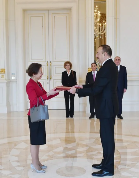 ​Prezident İlham Əliyev: Azərbaycanla Fransa arasında münasibətlər dinamik şəkildə inkişaf edir