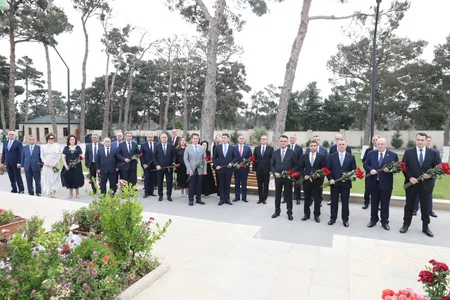 Səhiyyə naziri: Bu gün ölkədə tibb işçilərinə yüksək dəyər verilir