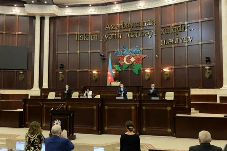 Milli Məclisdə Qurtuluş Günü qeyd olunub - VİDEO - ƏLAVƏ OLUNUB