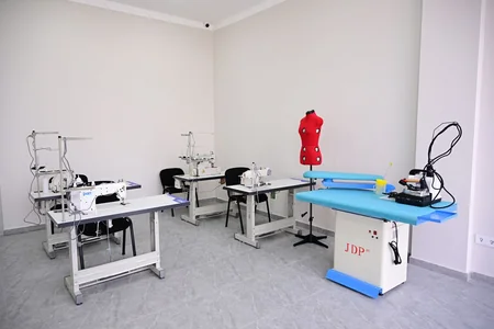 İlham Əliyev və birinci xanım Ağdamın Sarıcalı kəndinin ilk mərhələsinin açılışında iştirak edib - YENİLƏNİB-3