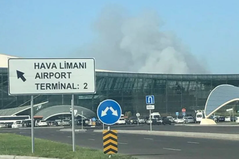 Bakı Beynəlxalq Hava Limanının yaxınlığında tüstülənmə müşahidə olunur - FOTO