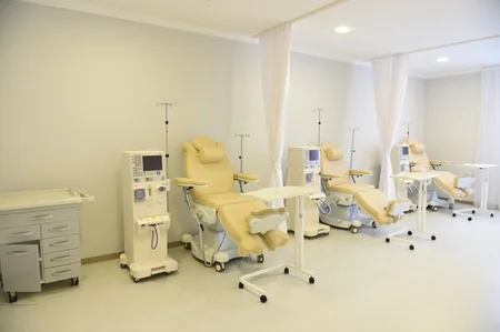 Azərbaycan Prezidenti Zərdab Rayon Mərkəzi Xəstəxanasında yaradılan şəraitlə tanış olub
