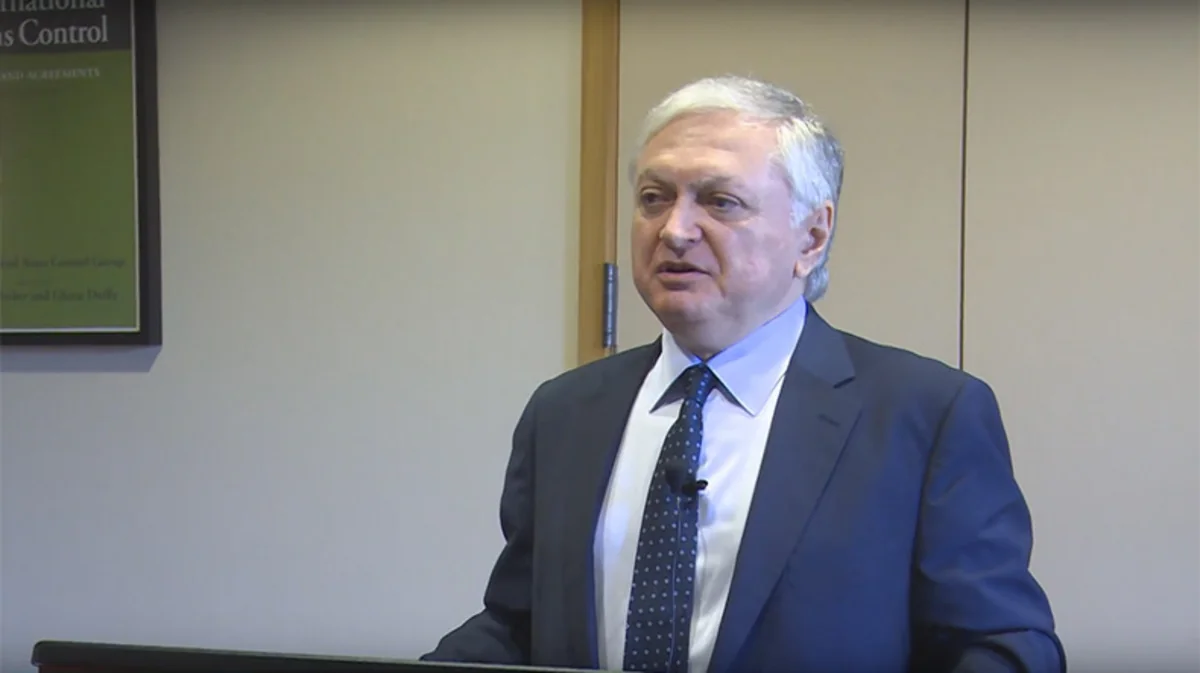 Глава МИД Армении посетит Индонезию