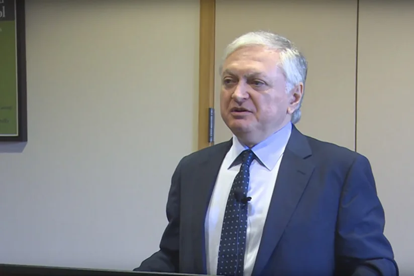 Глава МИД Армении посетит Индонезию