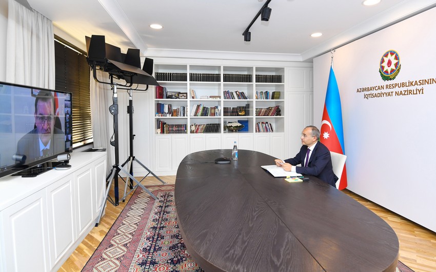 Mikayıl Cabbarov iqtisadiyyatın inkişafı üçün əsas çağırışları açıqladı