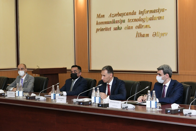 Rəşad Nəbiyev İctimai Şuranın üzvləri ilə görüşüb