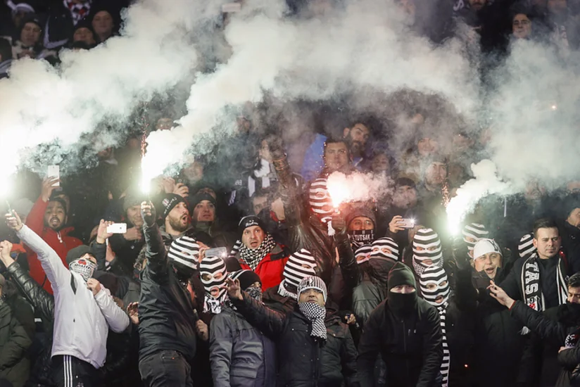 Kiyevdə azarkeşlər arasında baş verən insidentdə 10 nəfər xəsarət alıb