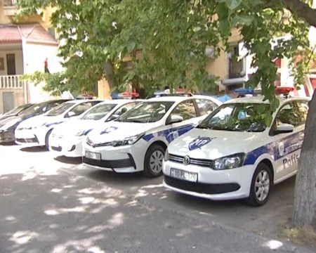 Bakıda aptekdən oğurluq etmək istəyən keçmiş məhkum saxlanılıb - VİDEO - YENİLƏNİB