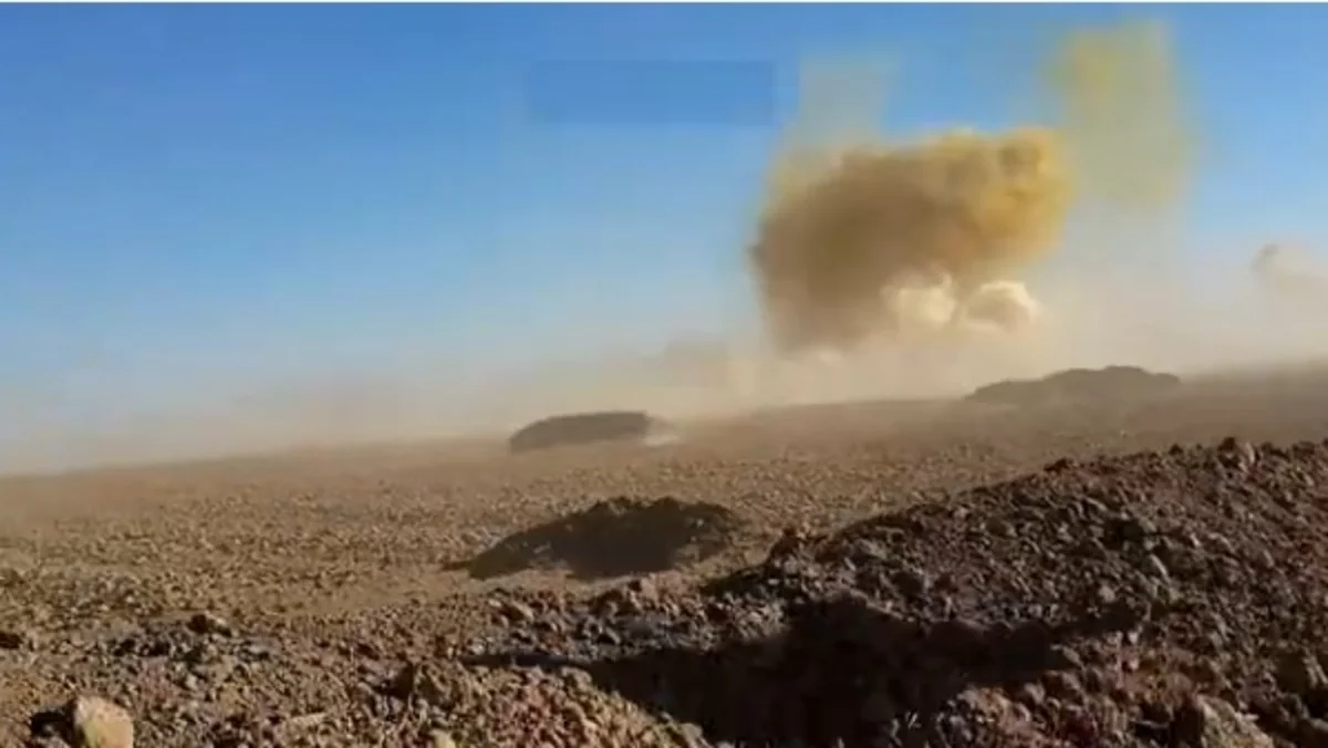 Mosulun qərbində İŞİD-in minalanmış avtomobili məhv edilib - VİDEO