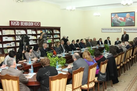 Milli Kitabxanada Rəşid Behbudova həsr olunan nəşrlərin təqdimatı keçirilib