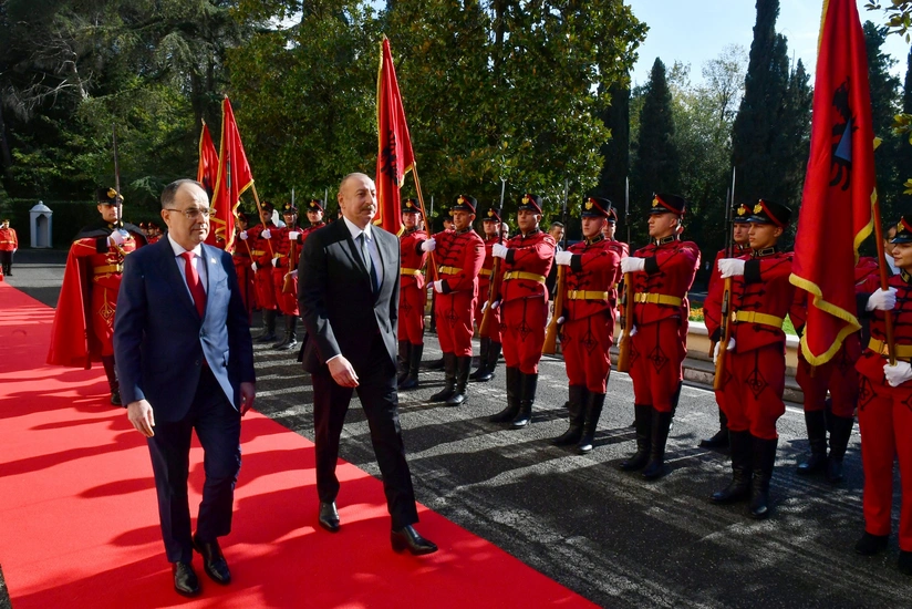 President Ilham Aliyev invites his Albanian counterpart to visit Azerbaijan