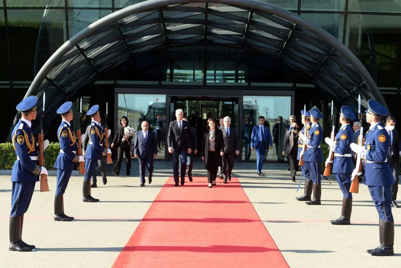 Litva Prezidentinin Azərbaycana rəsmi səfəri başa çatıb