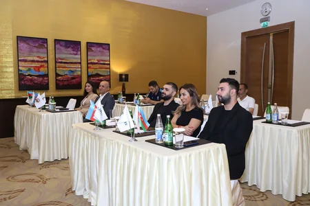 Çempion şahmatçılar “Sirab”ı seçdi