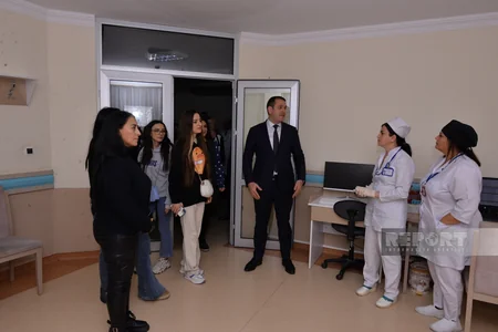 Naxçıvan MR Səhiyyə Nazirliyi jurnalistlər üçün media tur təşkil edib