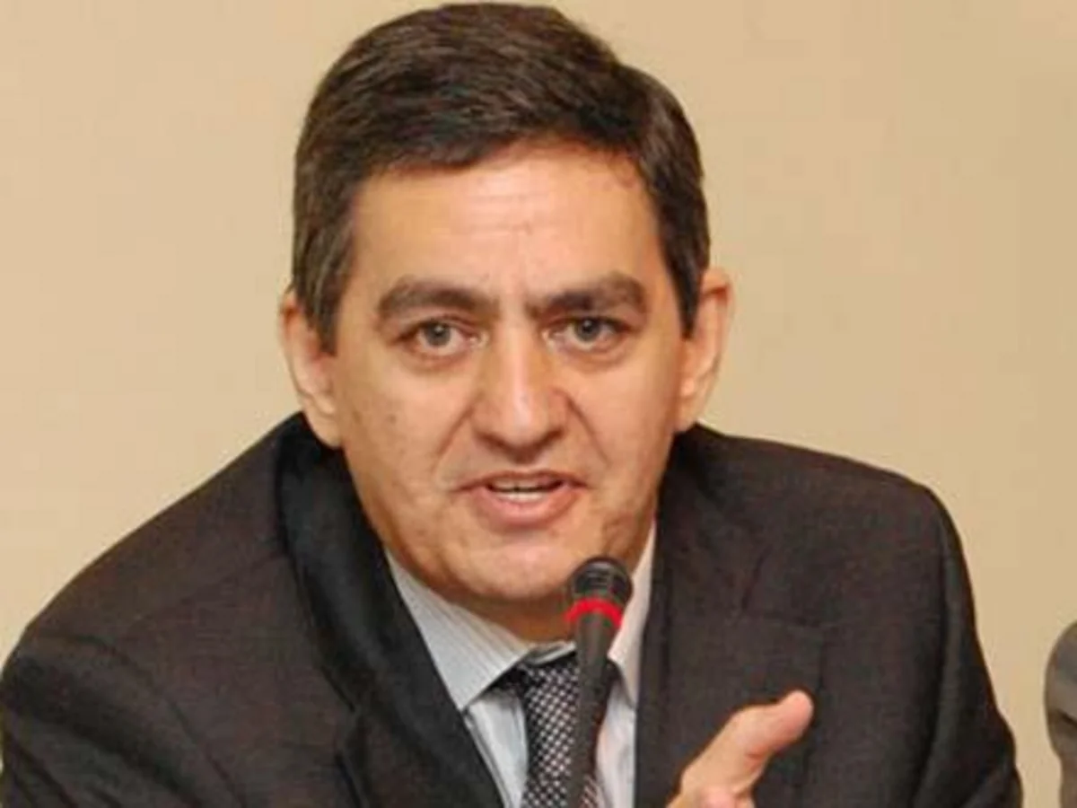 “FETÖ işi”: Əli Kərimlinin köməkçisinə qarşı yeni ittiham irəli sürülüb